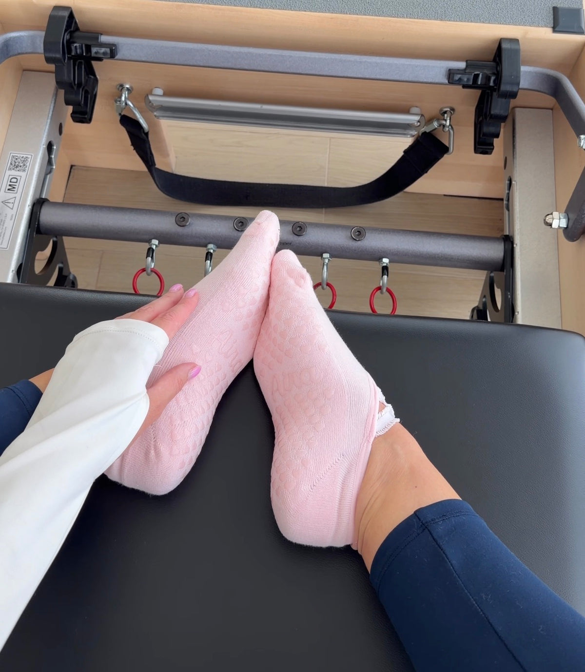 [PRE-ORDER] delivered by Oct 23rd Swan boat grip socks